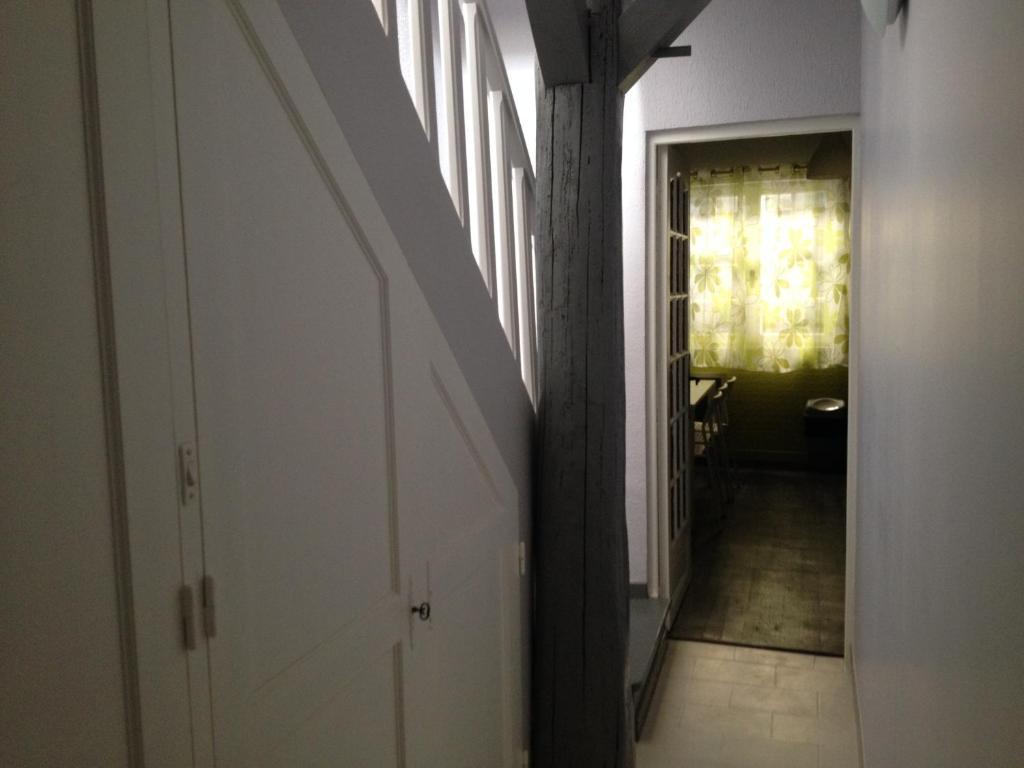 Le Grand Rouget Apartment Beaucaire  Exterior photo