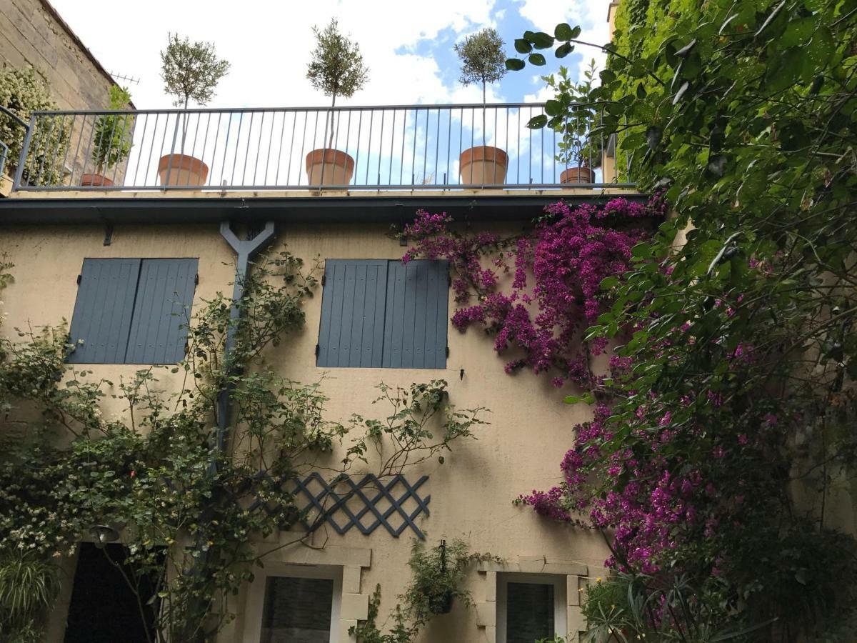 Le Grand Rouget Apartment Beaucaire  Exterior photo